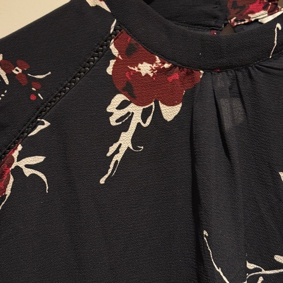 Only Black Blouse with Red Floral Design - Picture 4 of 6